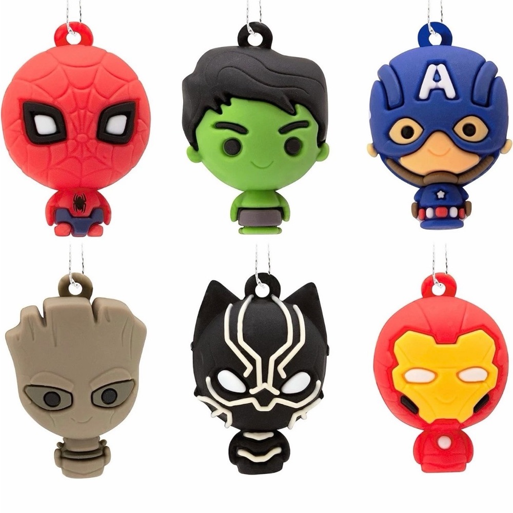 Hallmark Marvel‎ Super Heros Mini Shatterproof Christmas Tree Ornaments